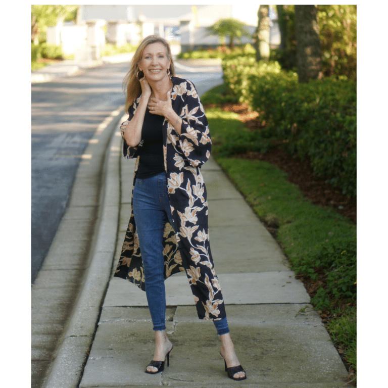 How to Wear High Rise Jeans
