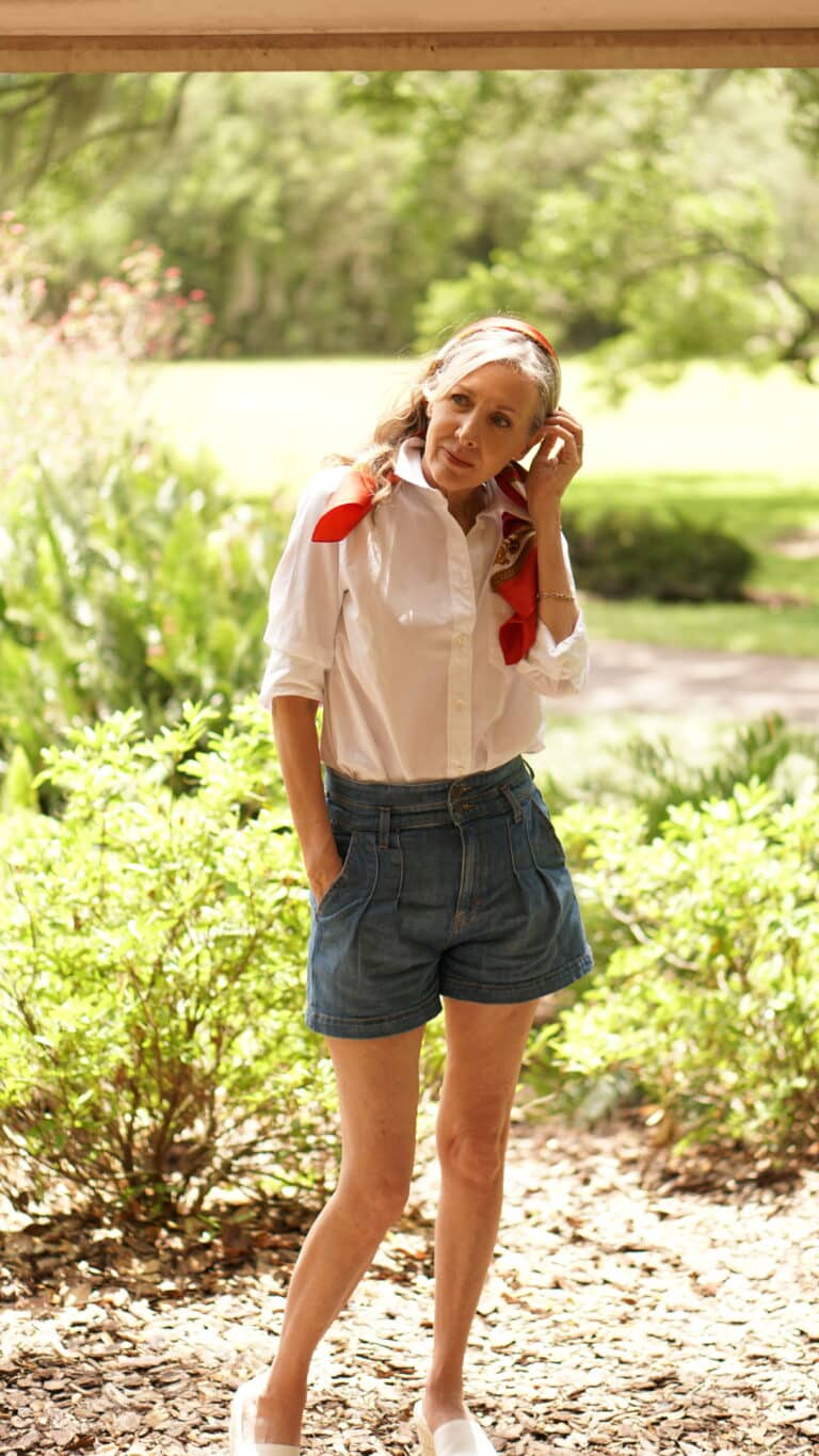 Nina Anders Wears denim shorts, sharing A Journey blog