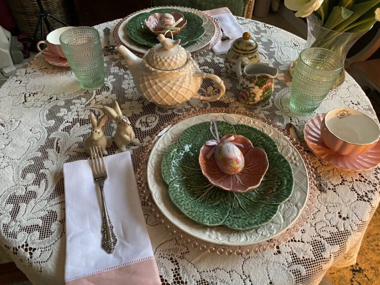 Table setting for Easter