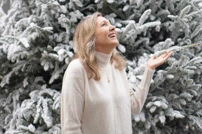 Nina Anders At Holiday season